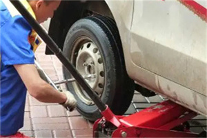 黄石港附近拖车24小时服务热线电话