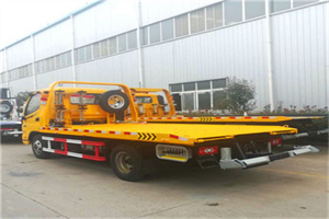 黄石港附近拖车救援搭电