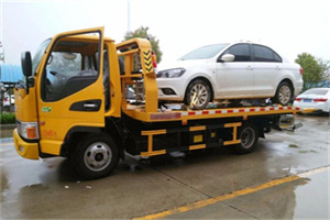 黄石港附近拖车救援24小时服务热线